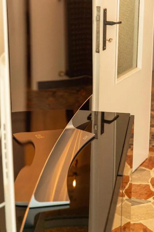 Ca Glera - Vintage Design Apartment Revine Lago