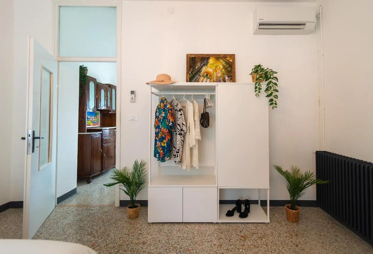 Ca Glera - Vintage Design Apartment Revine Lago Italy