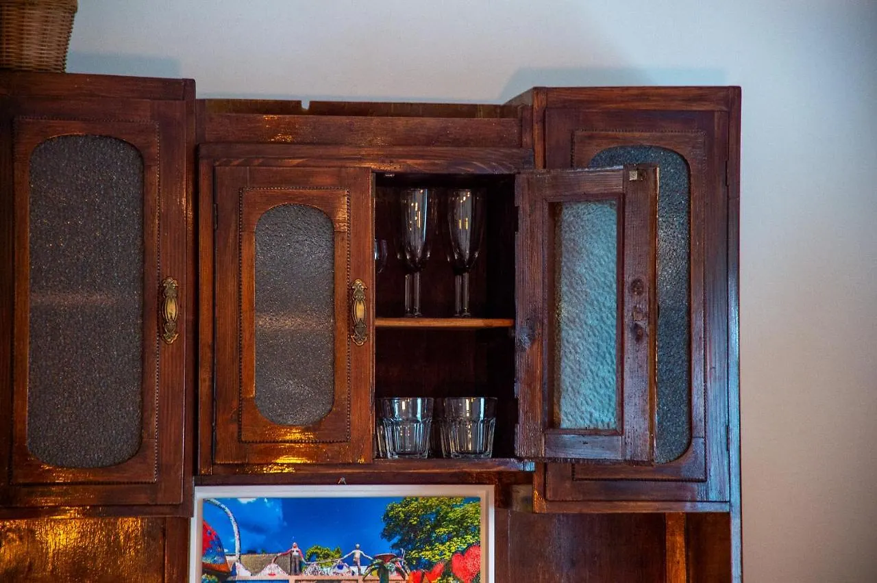 Ca Glera - Vintage Design Apartment Revine Lago 0*,  Italy