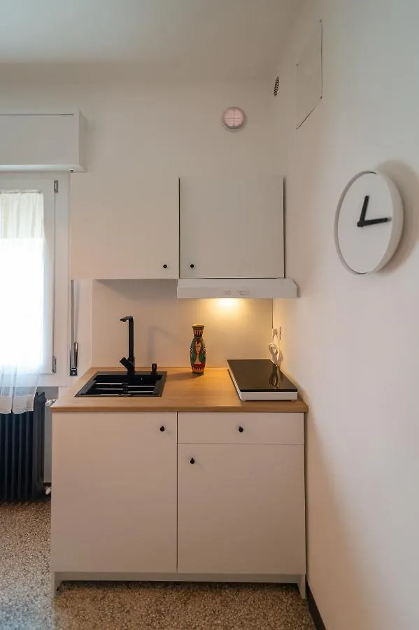 Ca Glera - Vintage Design Apartment Revine Lago Italy
