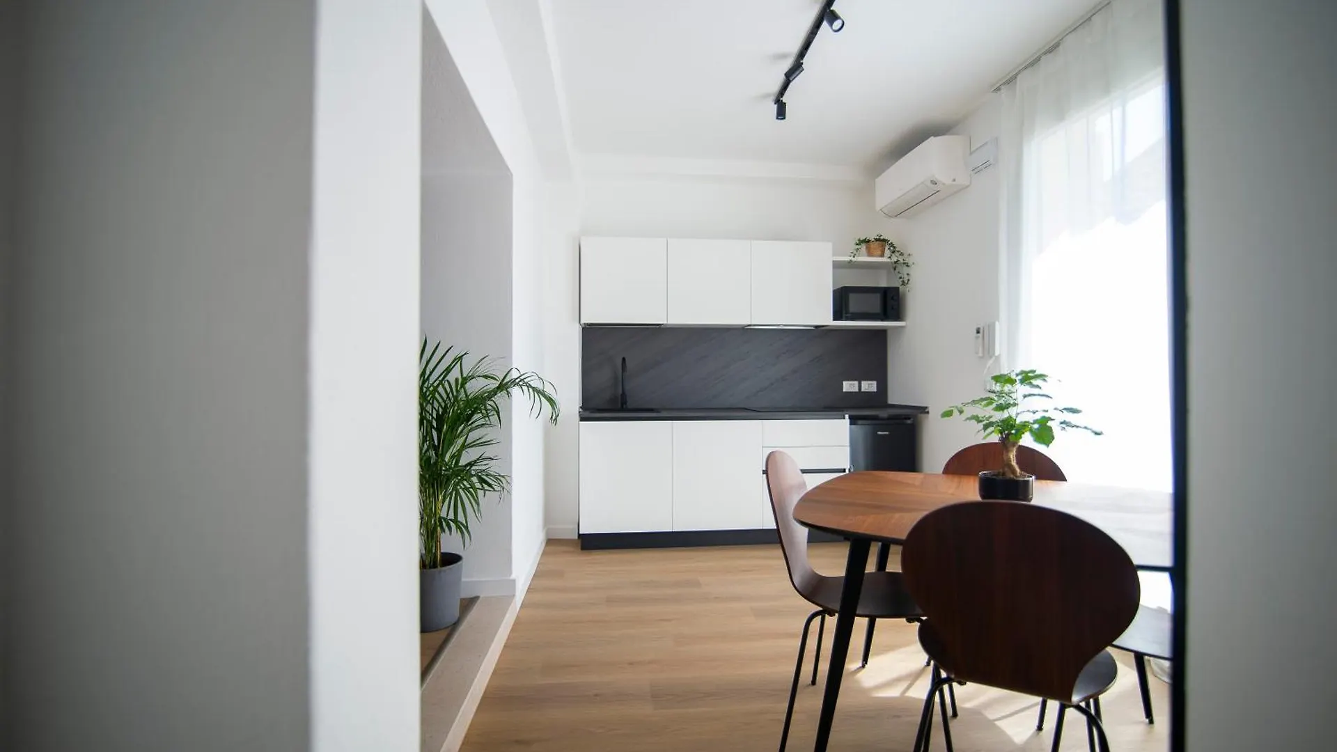 Ca Glera - Vintage Design Apartment Revine Lago 0*,